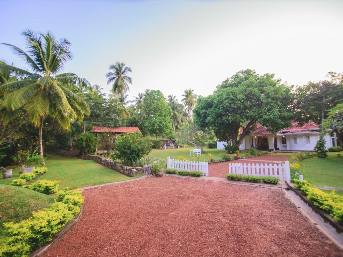 Thalpe Walawwa Heritage Villa Unawatuna Exteriér fotografie