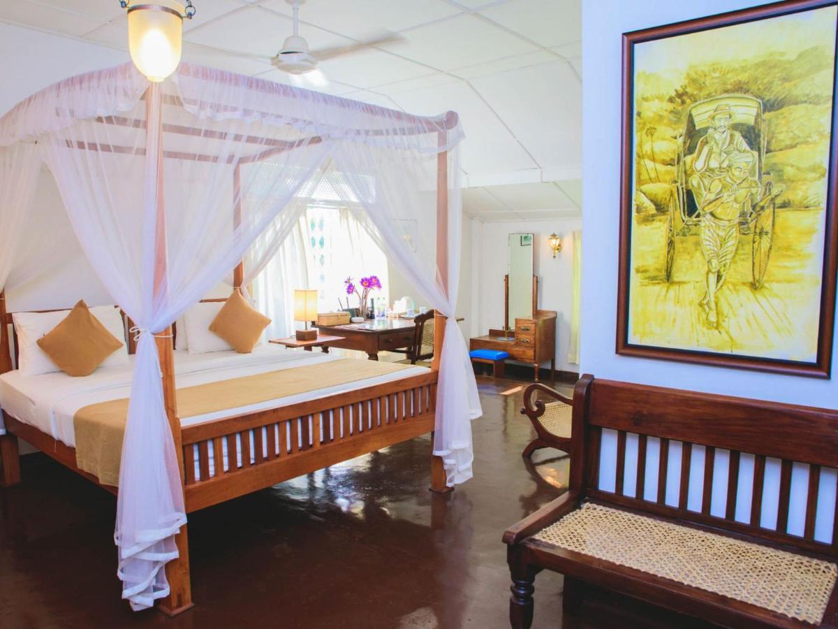 Thalpe Walawwa Heritage Villa Unawatuna Exteriér fotografie