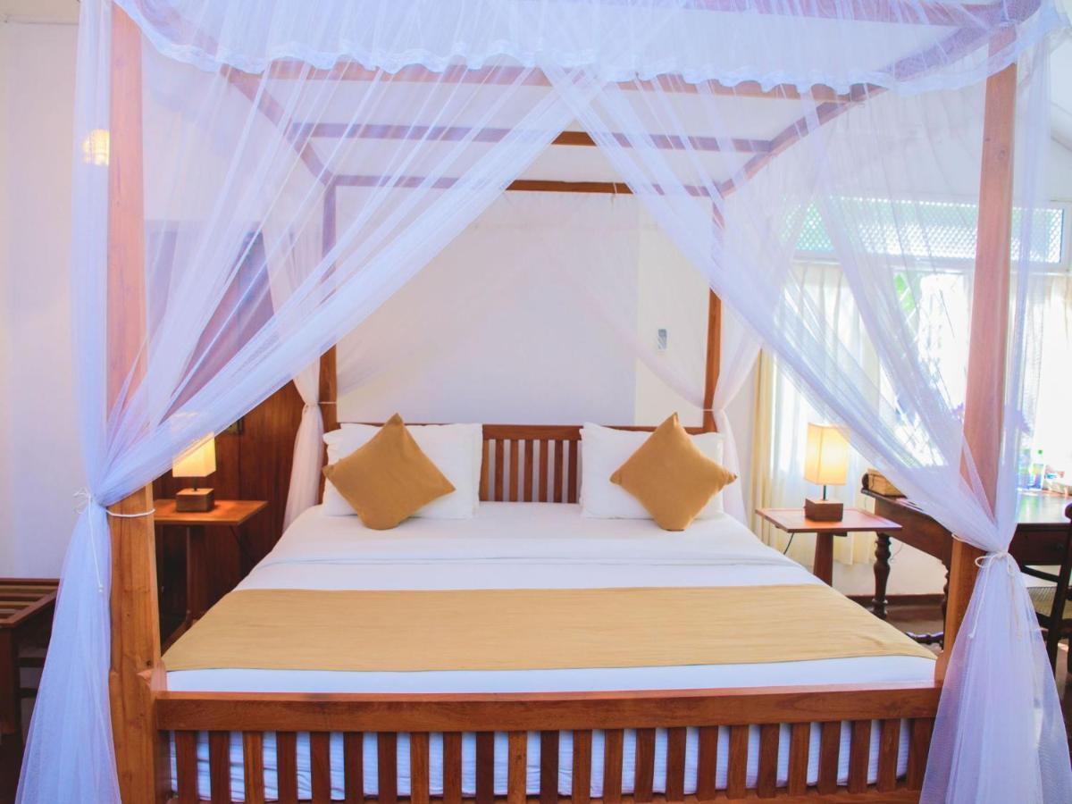 Thalpe Walawwa Heritage Villa Unawatuna Exteriér fotografie