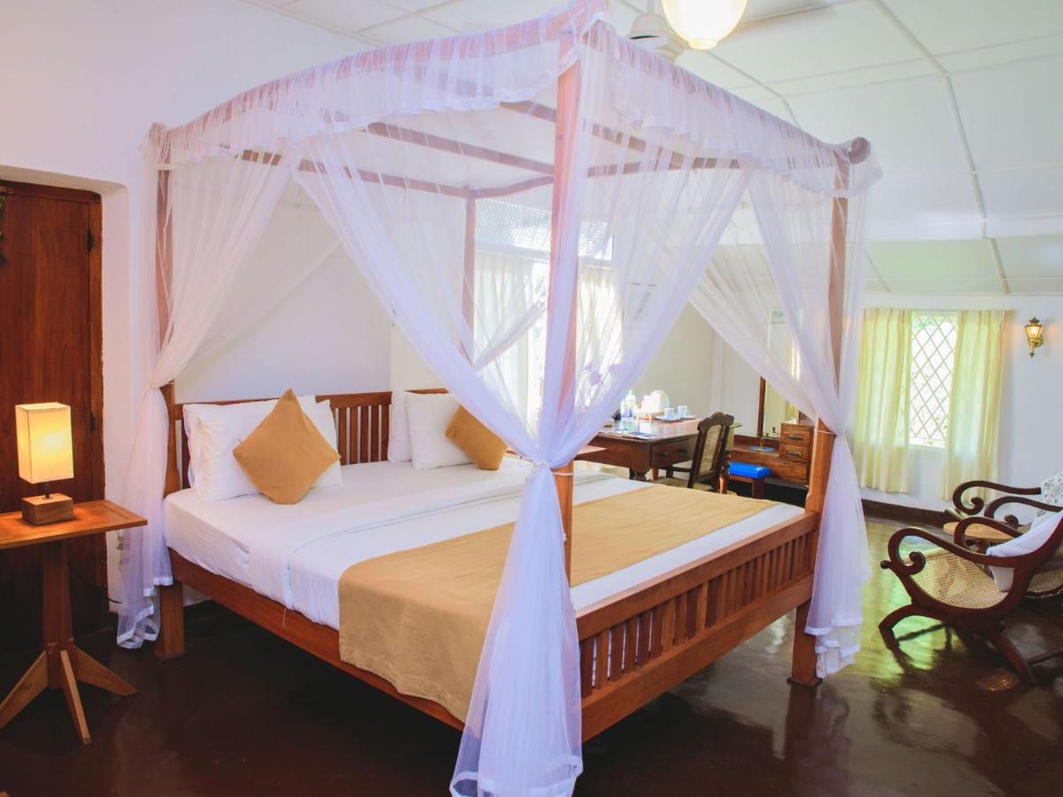 Thalpe Walawwa Heritage Villa Unawatuna Exteriér fotografie